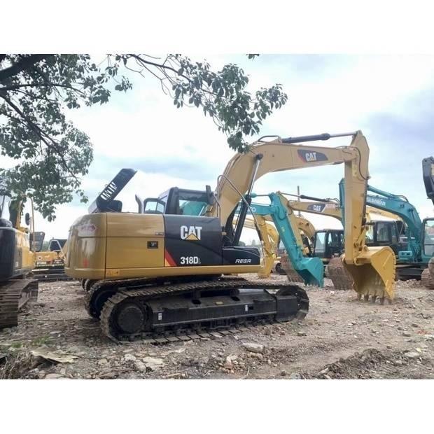 CAT 318d2 履带挖掘机