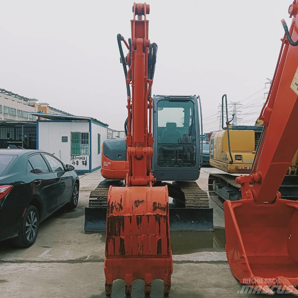 Hitachi ZX 75 US 中型挖掘机