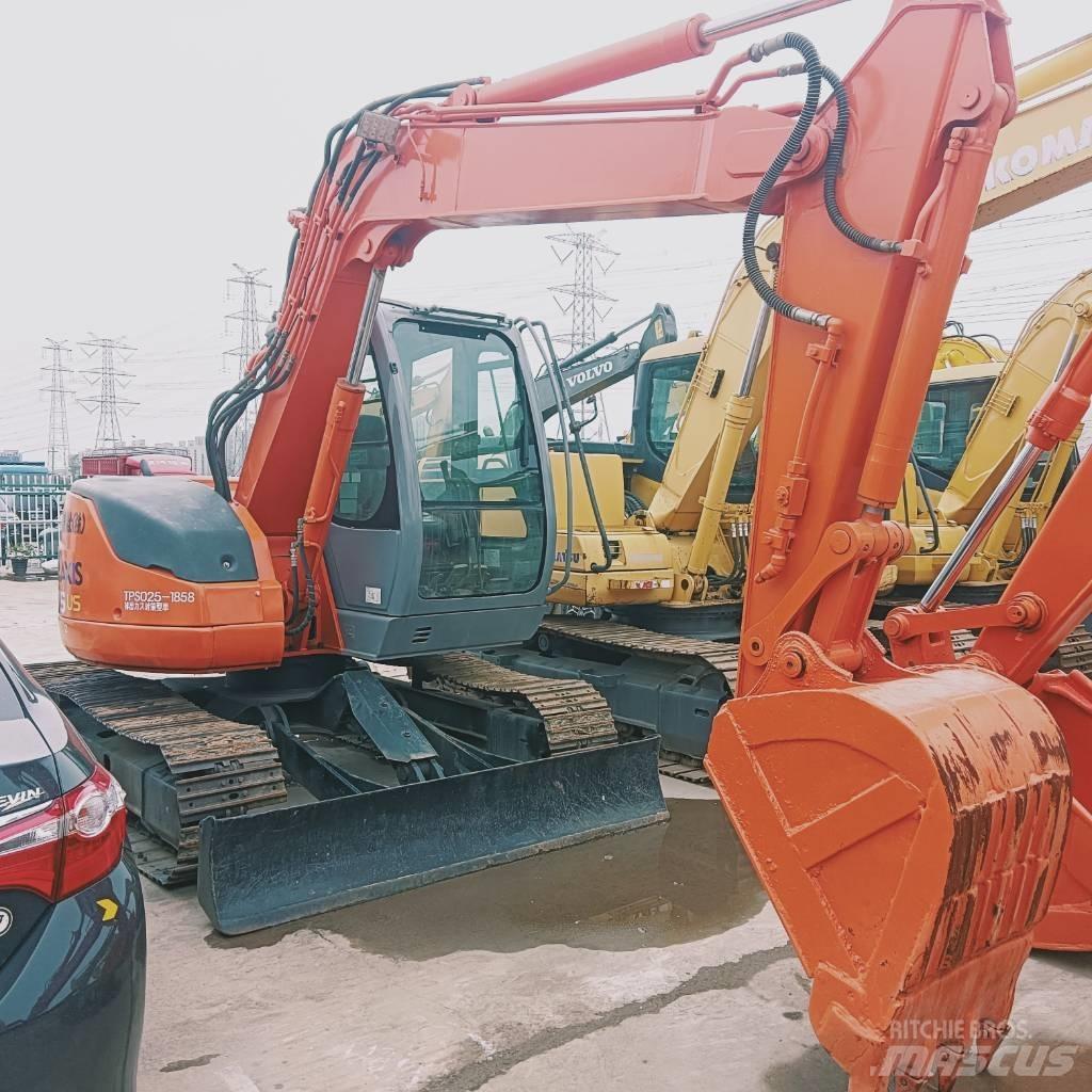 Hitachi ZX 75 US 中型挖掘机