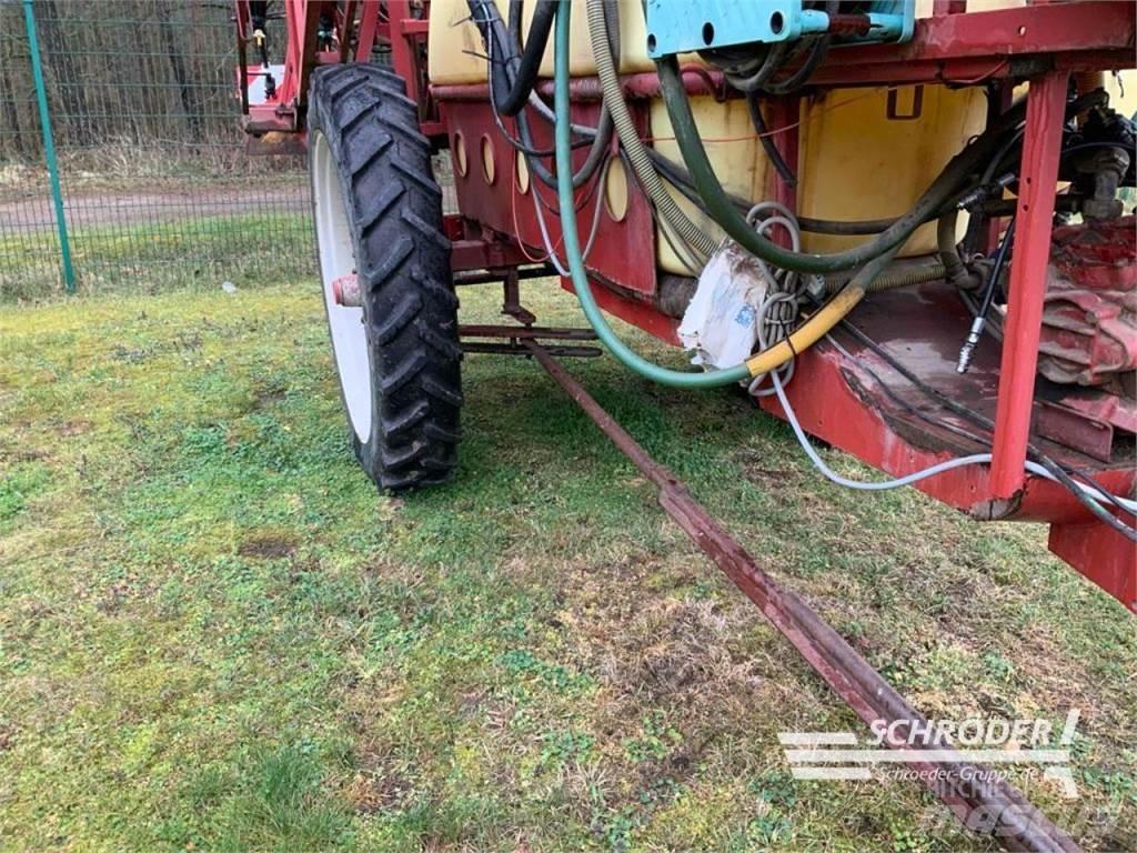 Hardi 462 TY 牵引式喷雾机