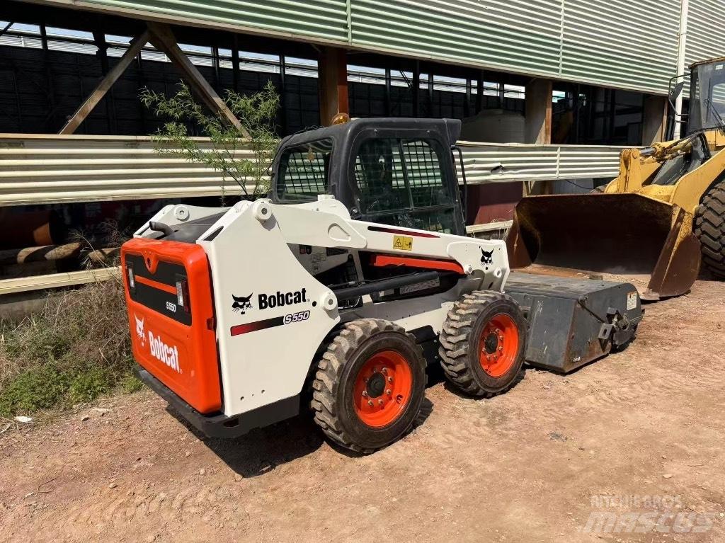 Bobcat S 550 滑移装载机