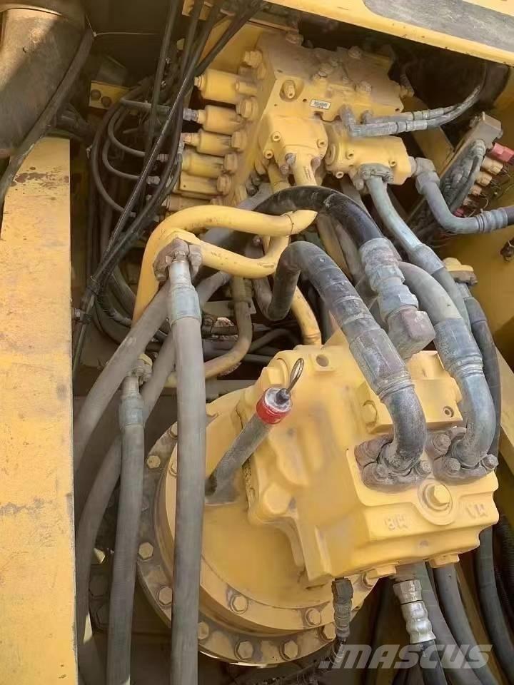 Komatsu PC 360 履带挖掘机