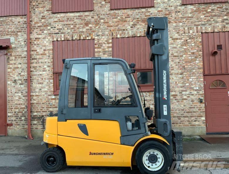 Jungheinrich EFG 550 电动叉车