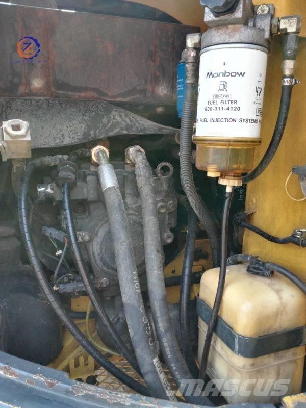 Komatsu PC 128 US 中型挖掘机