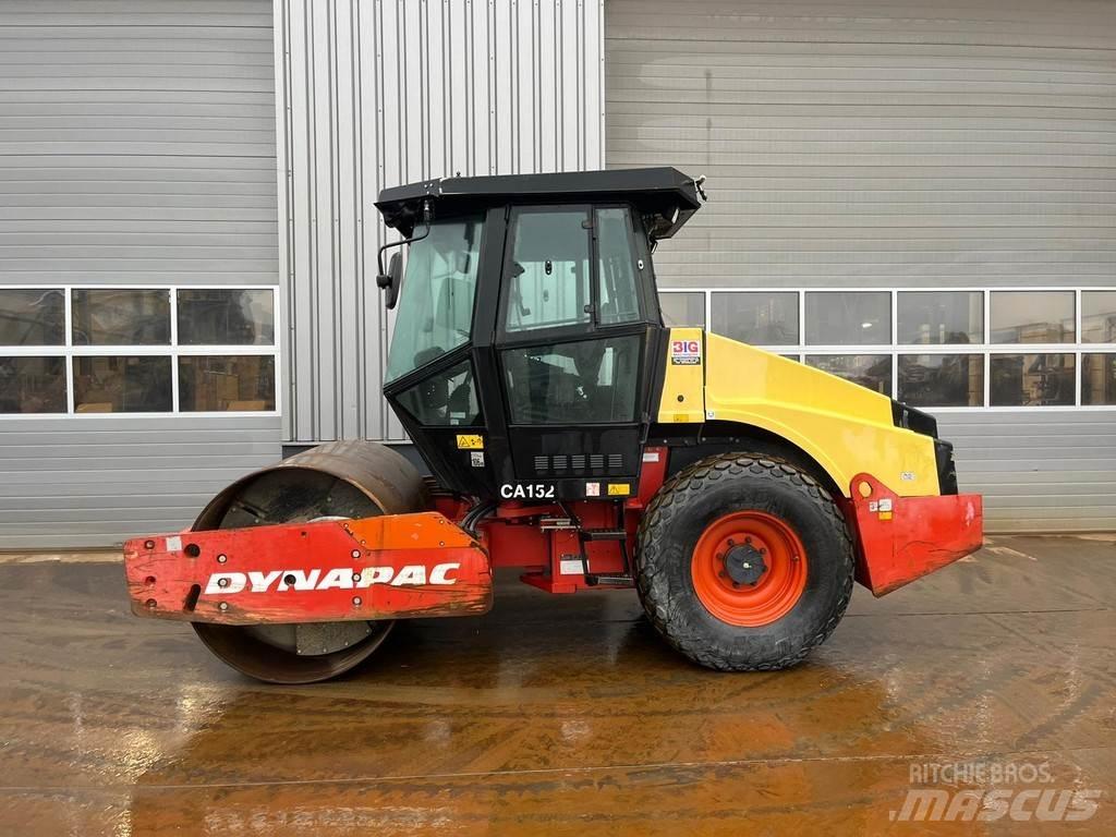 Dynapac CA152D 单轮压路机