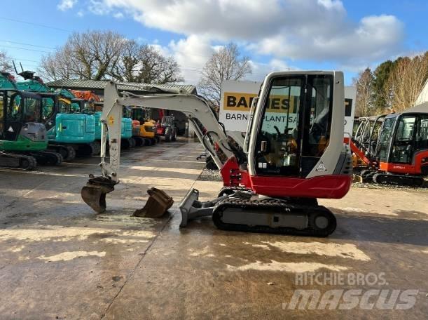 Takeuchi TB 228 小型挖掘机