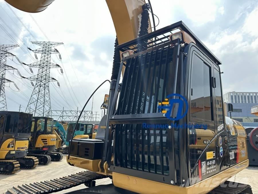 CAT 320D 履带挖掘机