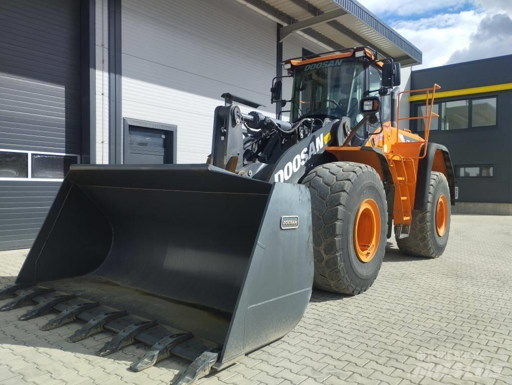 Doosan DL 420-5 轮式装载机
