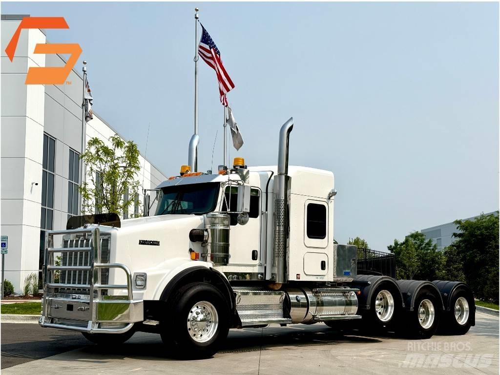 Kenworth T800 牵引车