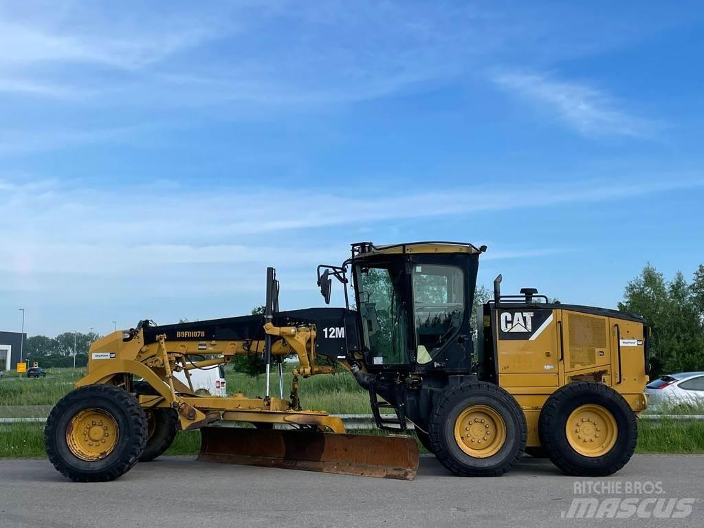 CAT 12M 平地机/推土机