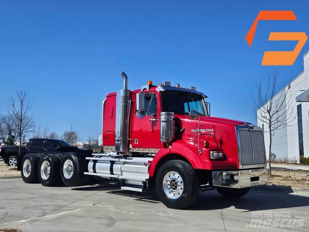 Western Star 4900 SB 牵引车