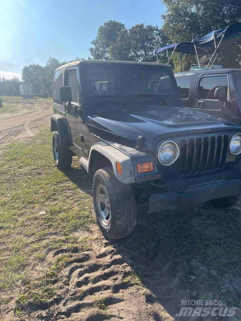 Jeep Wrangler 汽车