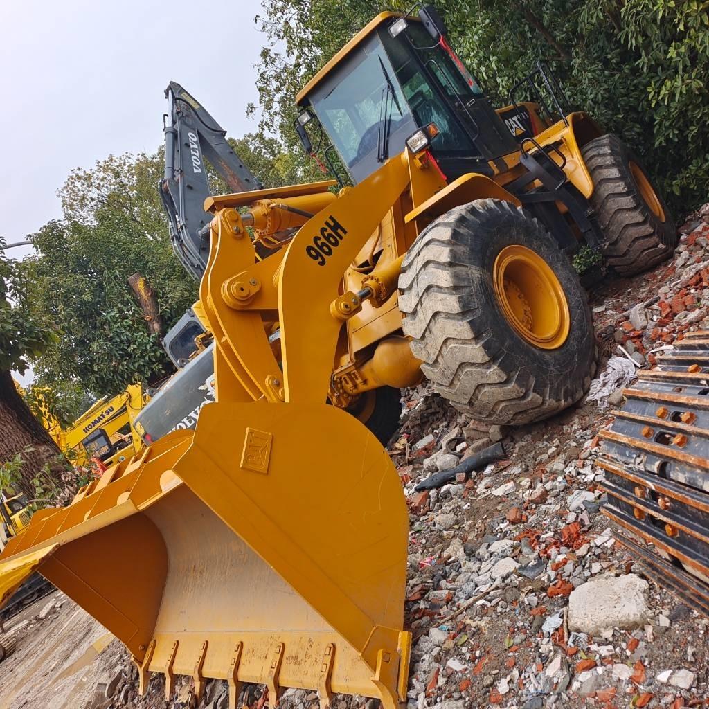 CAT 966 H 履带挖掘机