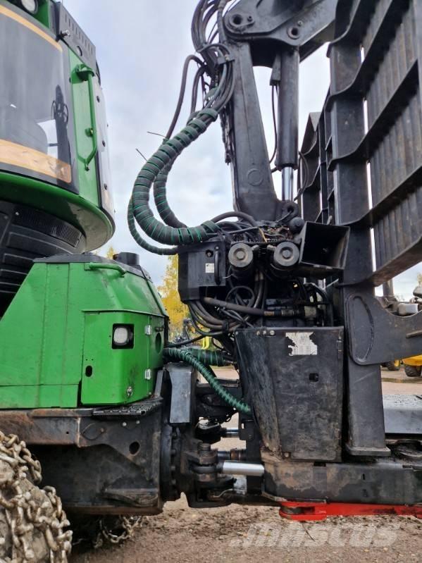 John Deere 1110 G 集运机