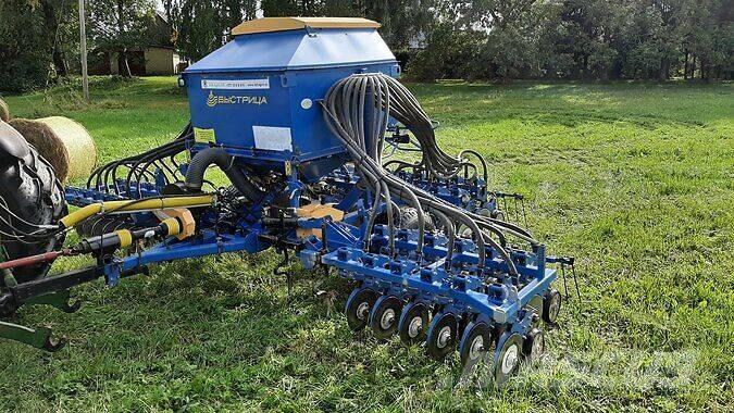  Böstritsa S--6PMA 条播机