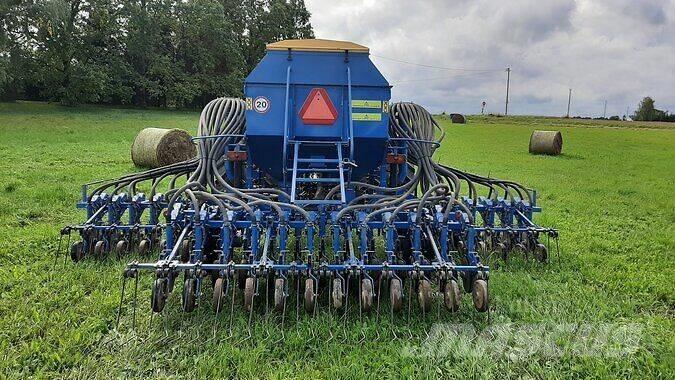  Böstritsa S--6PMA 条播机