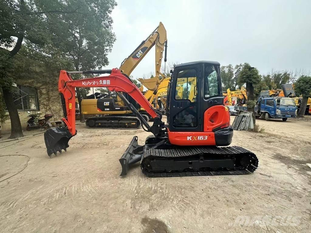 Kubota 163 履带挖掘机