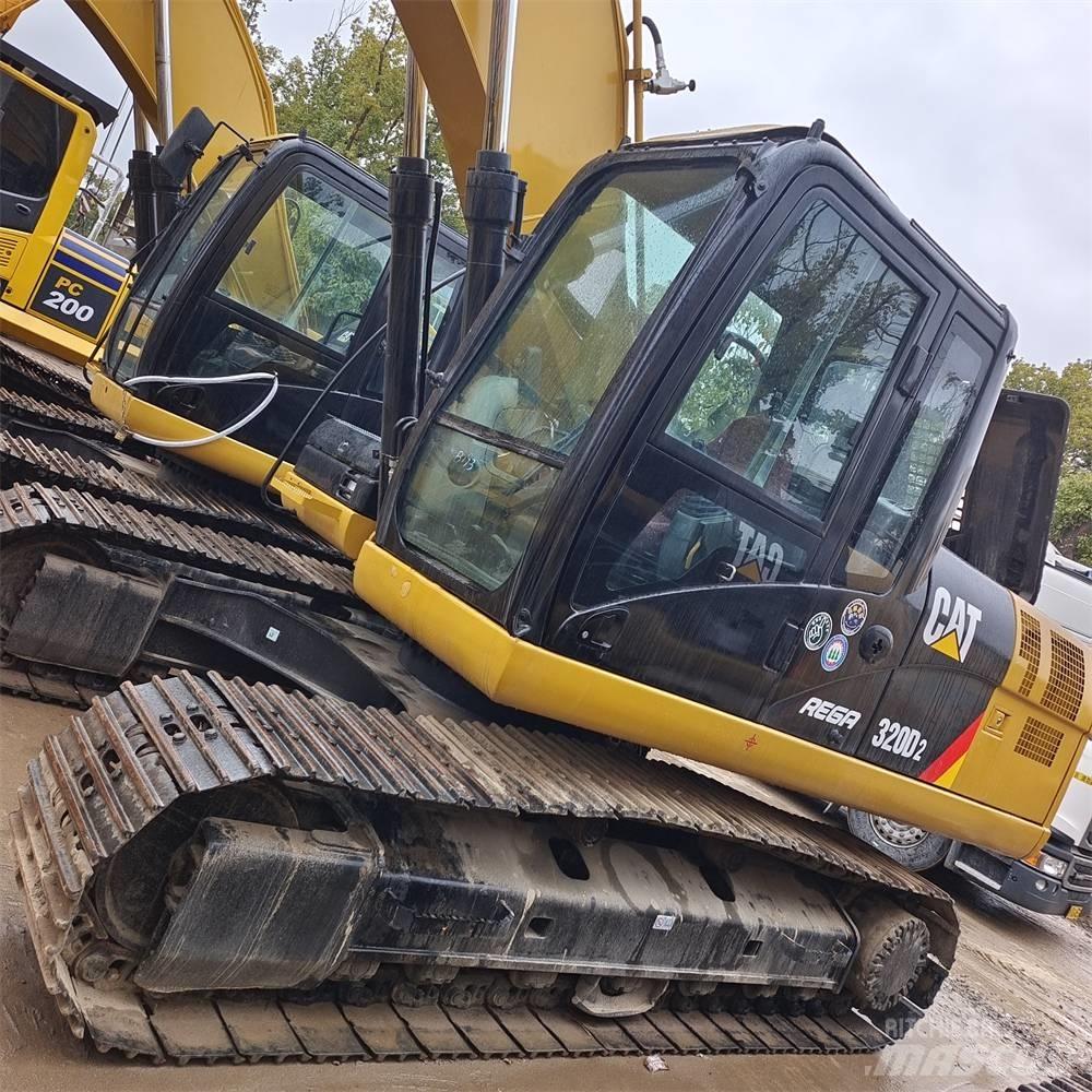 CAT 320 D 履带挖掘机