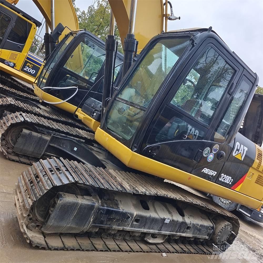 CAT 320 D 履带挖掘机