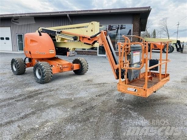 JLG 450 AJ 曲臂高空工作平台