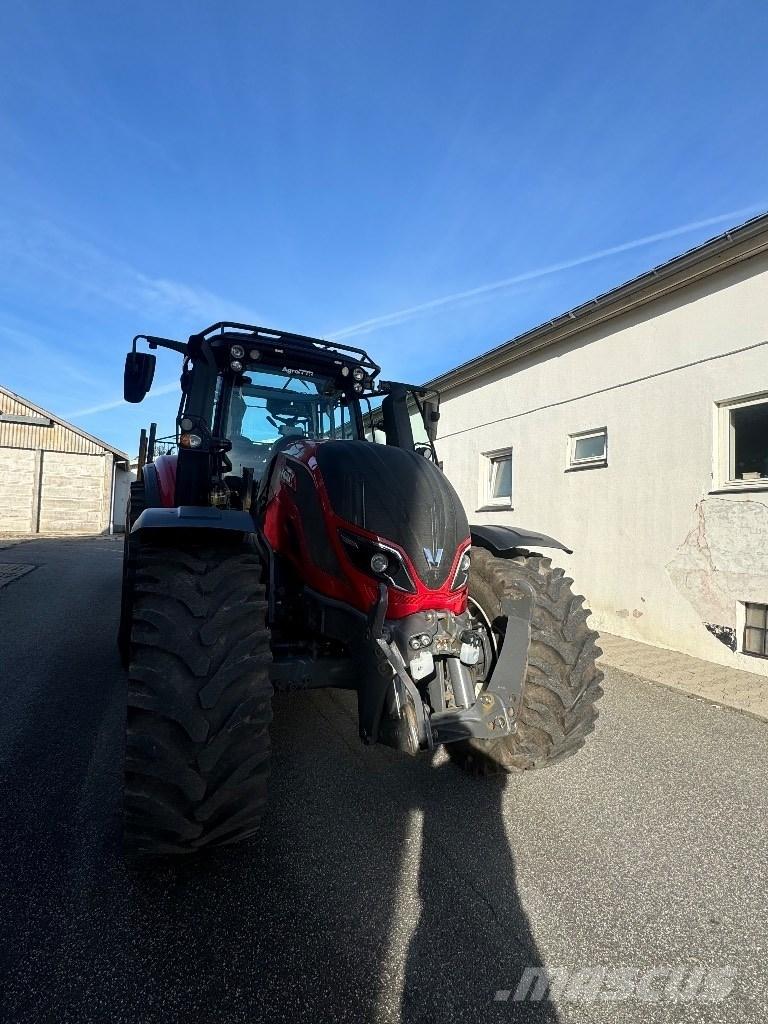 Valtra T 214 D 林业拖拉机