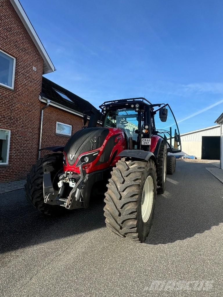 Valtra T 214 D 林业拖拉机
