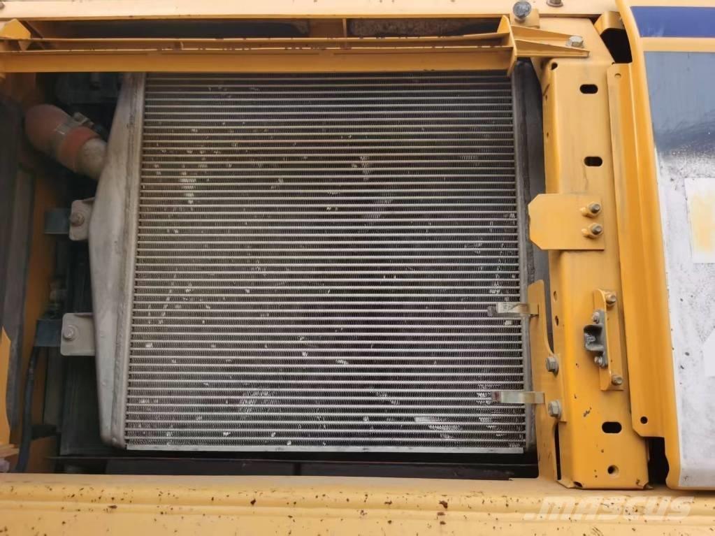 Komatsu PC 450-8 履带挖掘机
