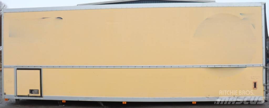 Volvo FM 9 储物箱