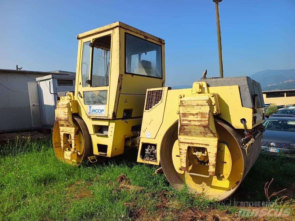 Bomag BW 151 AD-2 双轮压路机