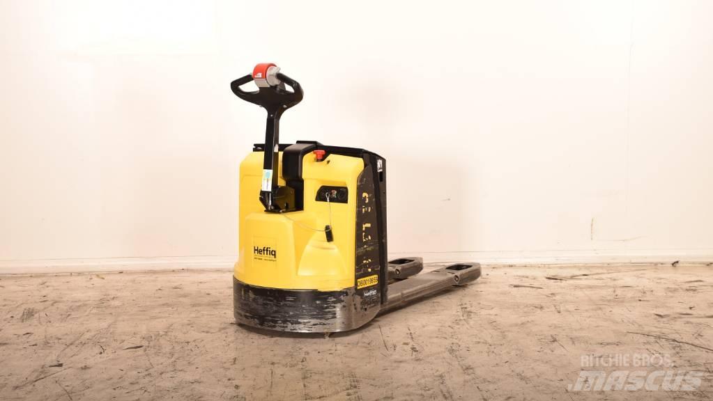 Hyster P 1.6 手摇升降机