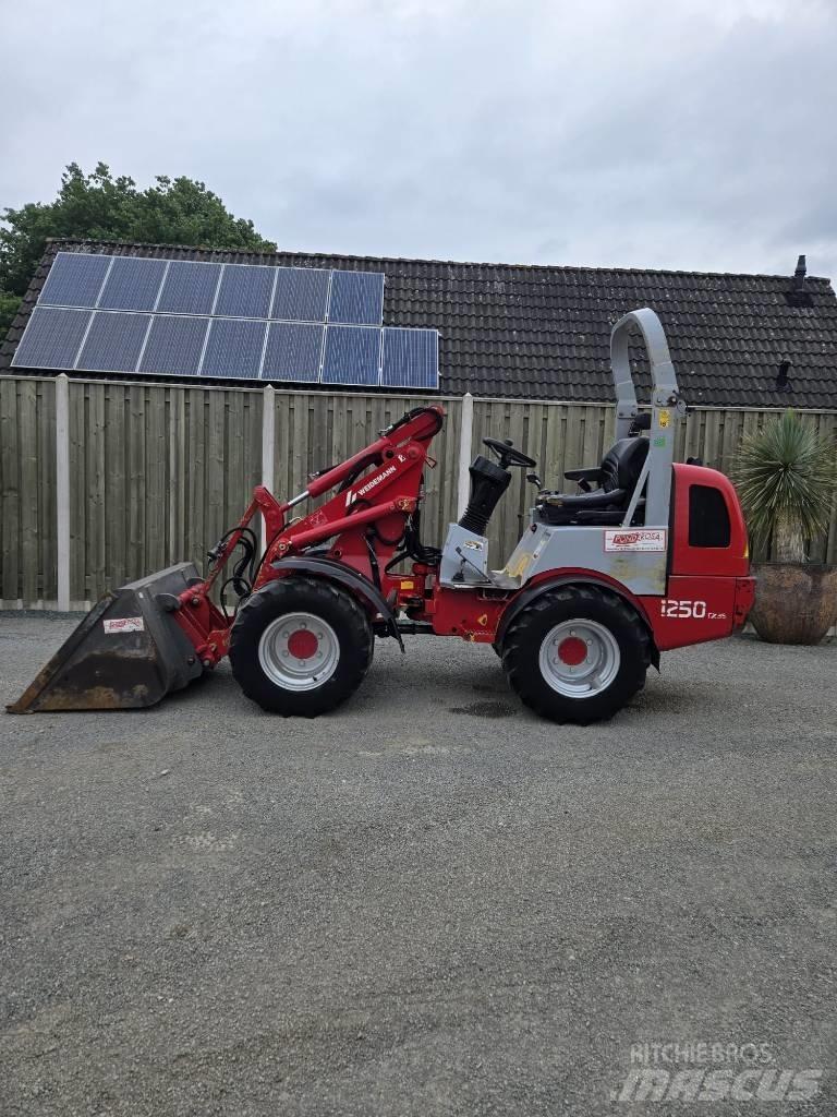 Weidemann 1250 Cx 小型装载机