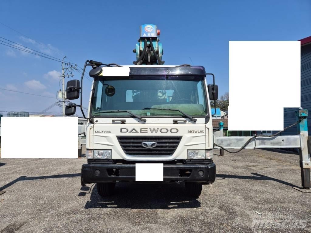 Horyong SKY450 车载式高空作业车