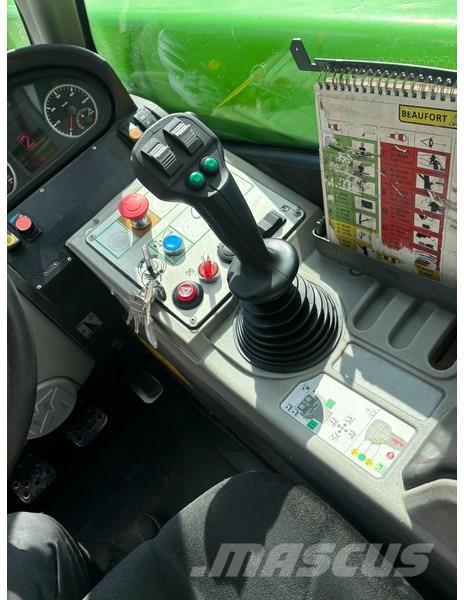 Merlo P 40.17 伸缩轮式装载机