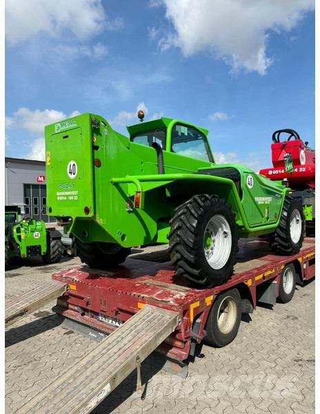 Merlo P 40.17 伸缩轮式装载机