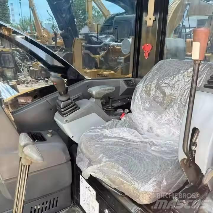 Sany SY50U 履带挖掘机