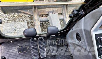 Mecalac 8 M CR 履带挖掘机