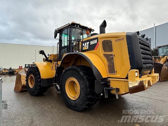 CAT 966M 轮式装载机