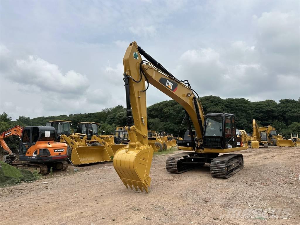 CAT 320D2L 履带挖掘机