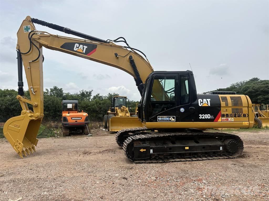 CAT 320D2L 履带挖掘机