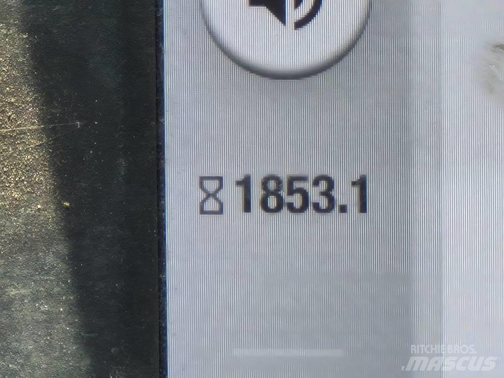 Bobcat T 66 滑移装载机