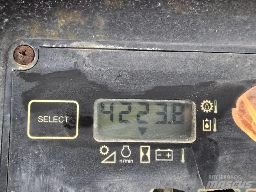 DEERE 450J 履带式推土机