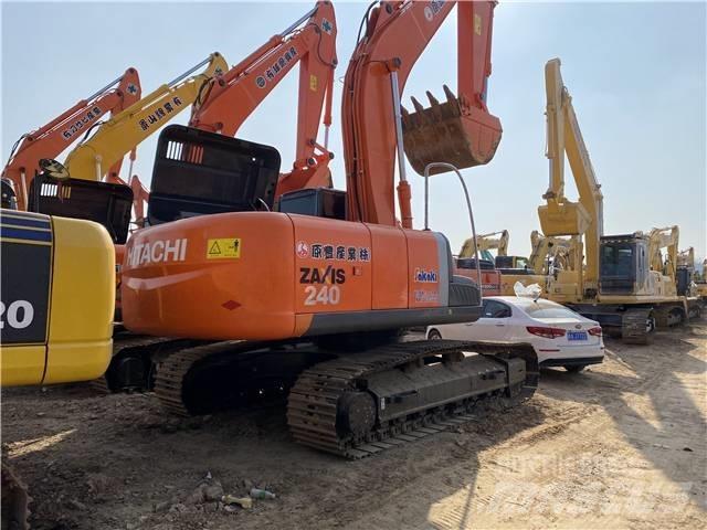 Hitachi ZX240 履带挖掘机