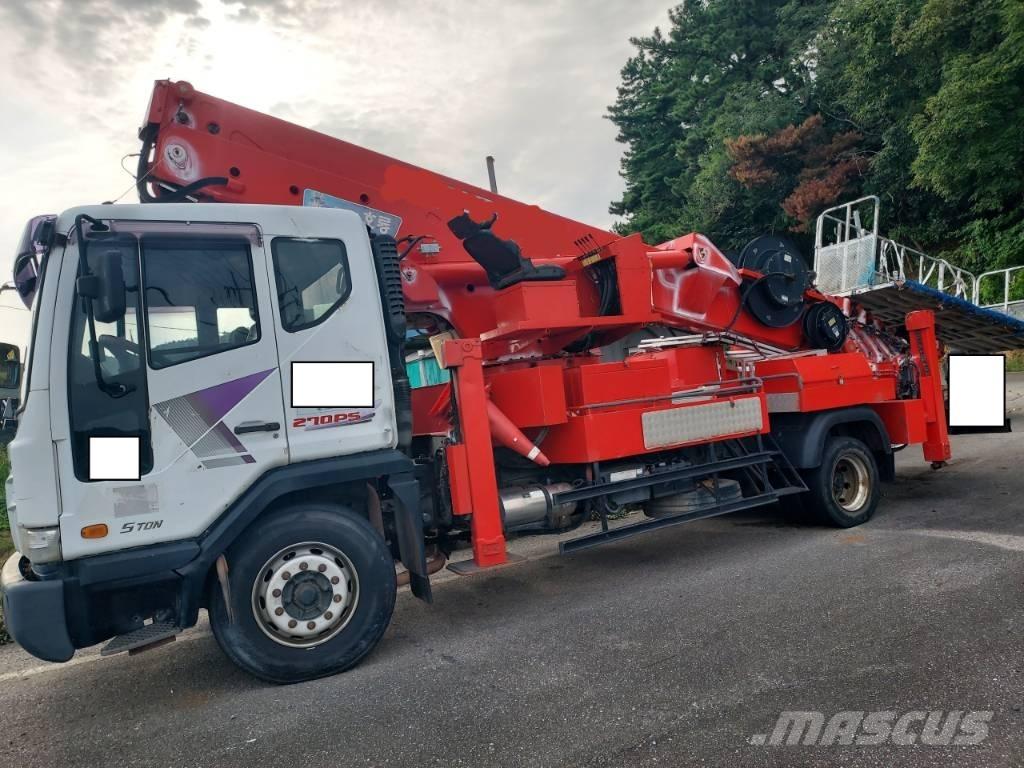 Horyong SKY450 车载式高空作业车