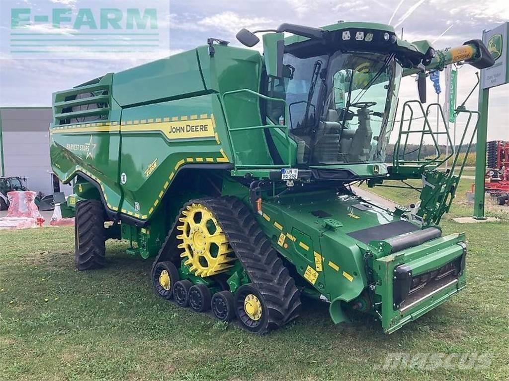 John Deere x9 1100 联合收割机