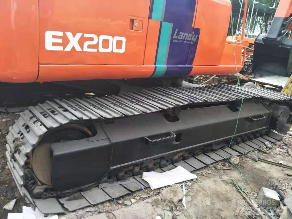 Hitachi EX 200-3 履带挖掘机