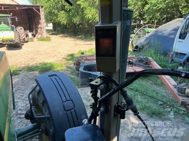 John Deere 8200 拖拉机/农用车