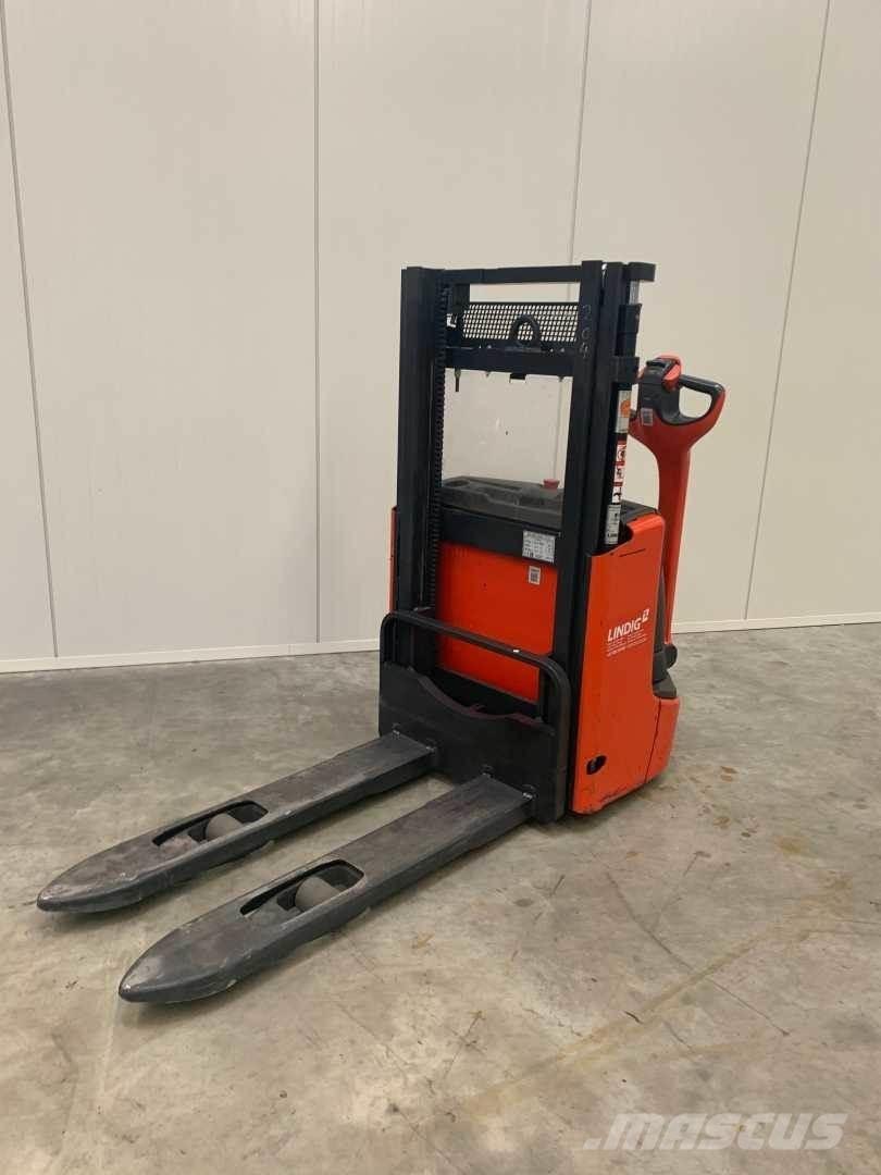 Linde L12 行走式堆垛机