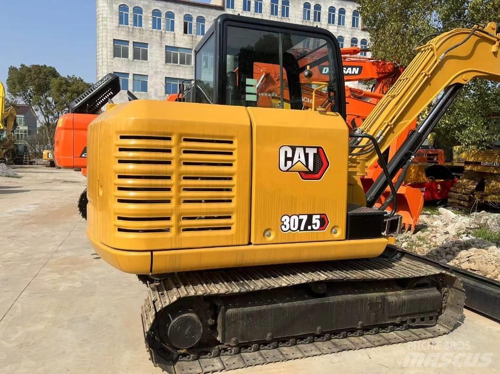 CAT 307.5 中型挖掘机