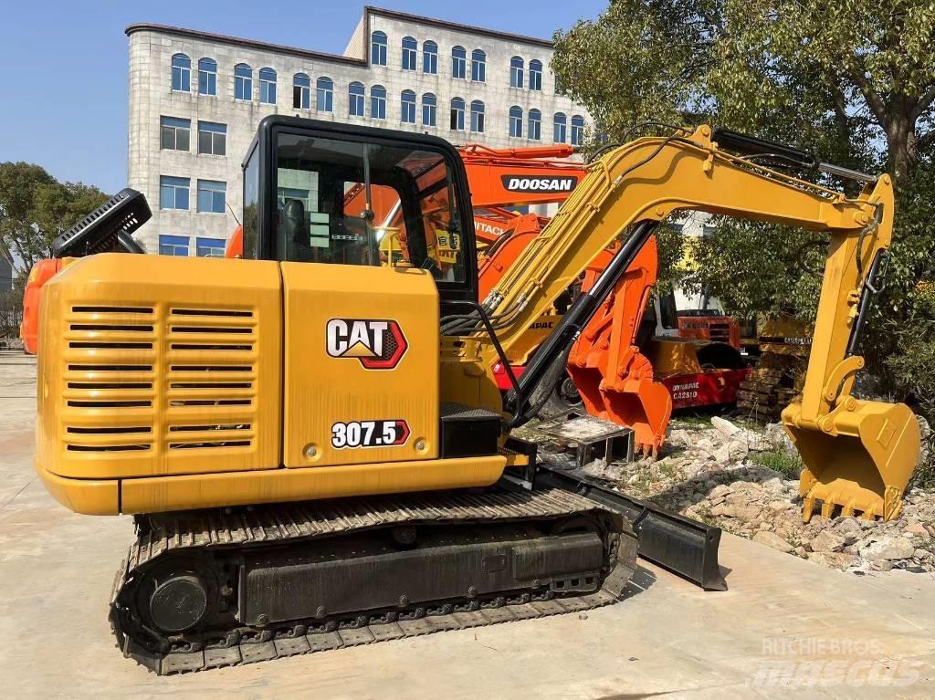 CAT 307.5 中型挖掘机