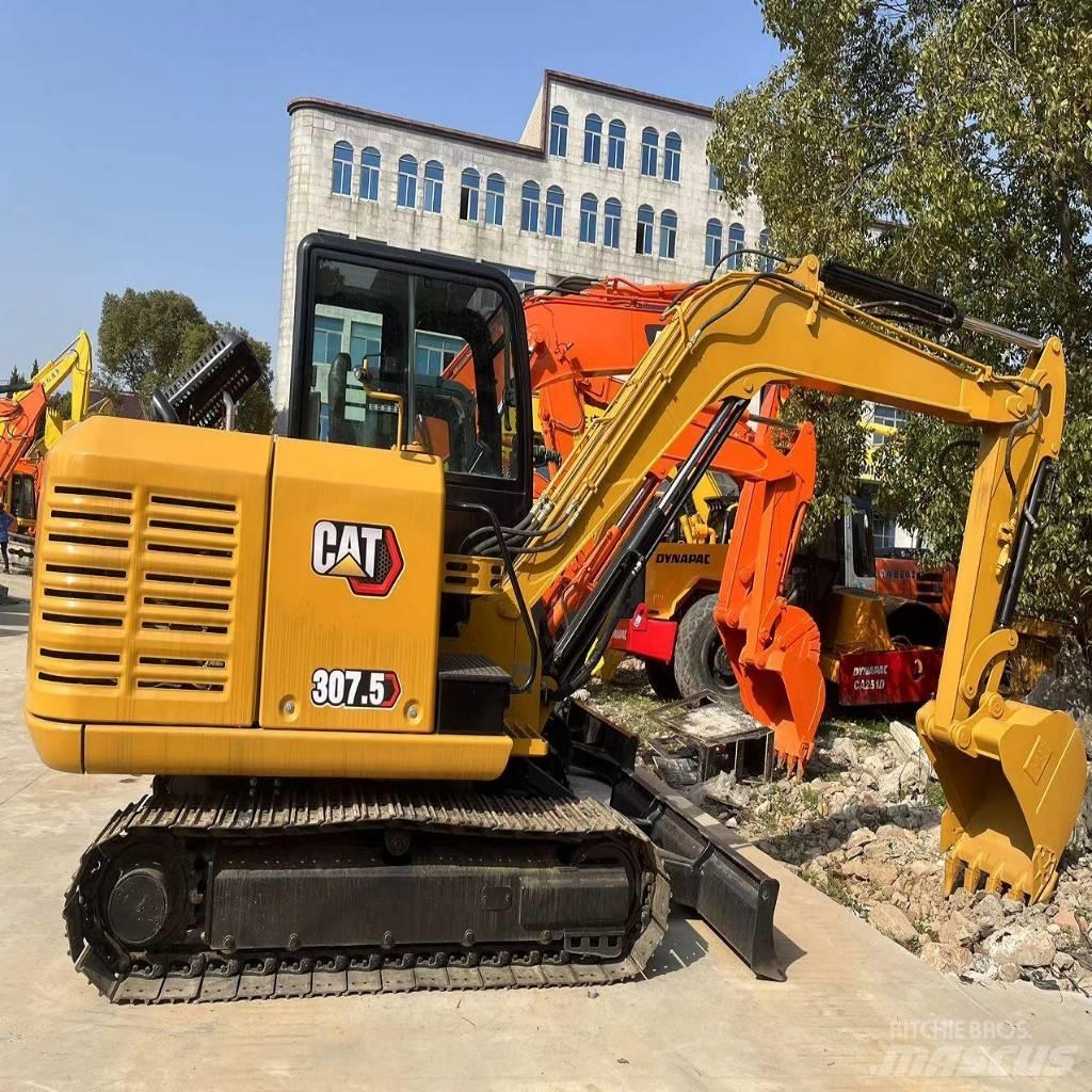 CAT 307.5 中型挖掘机